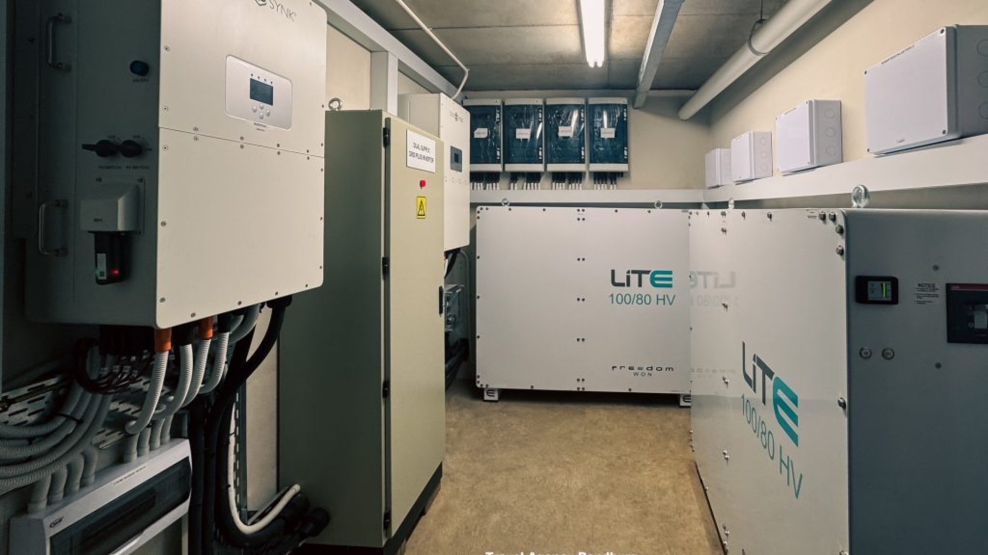 C5 - C&I solar and back up 100kW